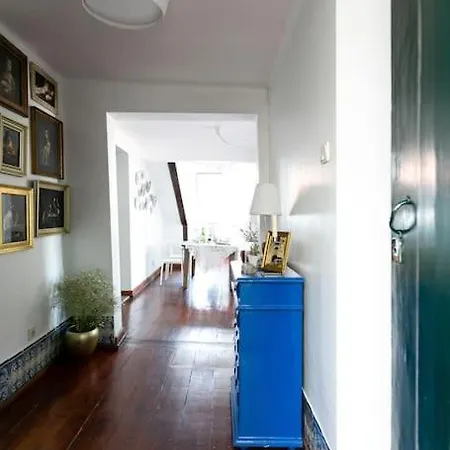 Location Spacious Charming 2 Great Views 아파트 리스본