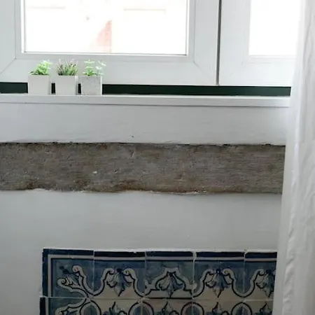 Location Spacious Charming 2 Great Views 아파트 리스본